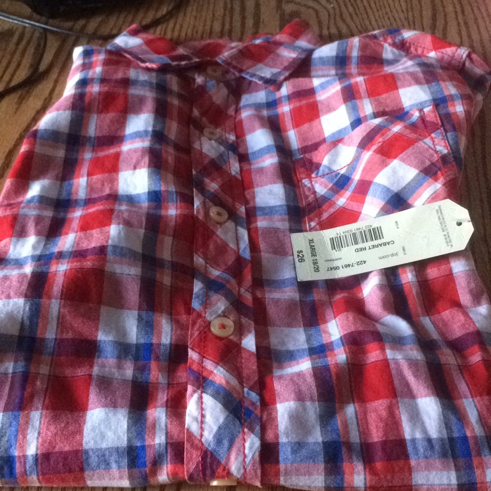 Brand new dress top boys size Xl